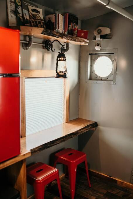 Bourbon Trail: Caboose On The Farm Villa Lawrenceburg Buitenkant foto